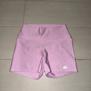 ALO Yoga Women's Pink Shorts